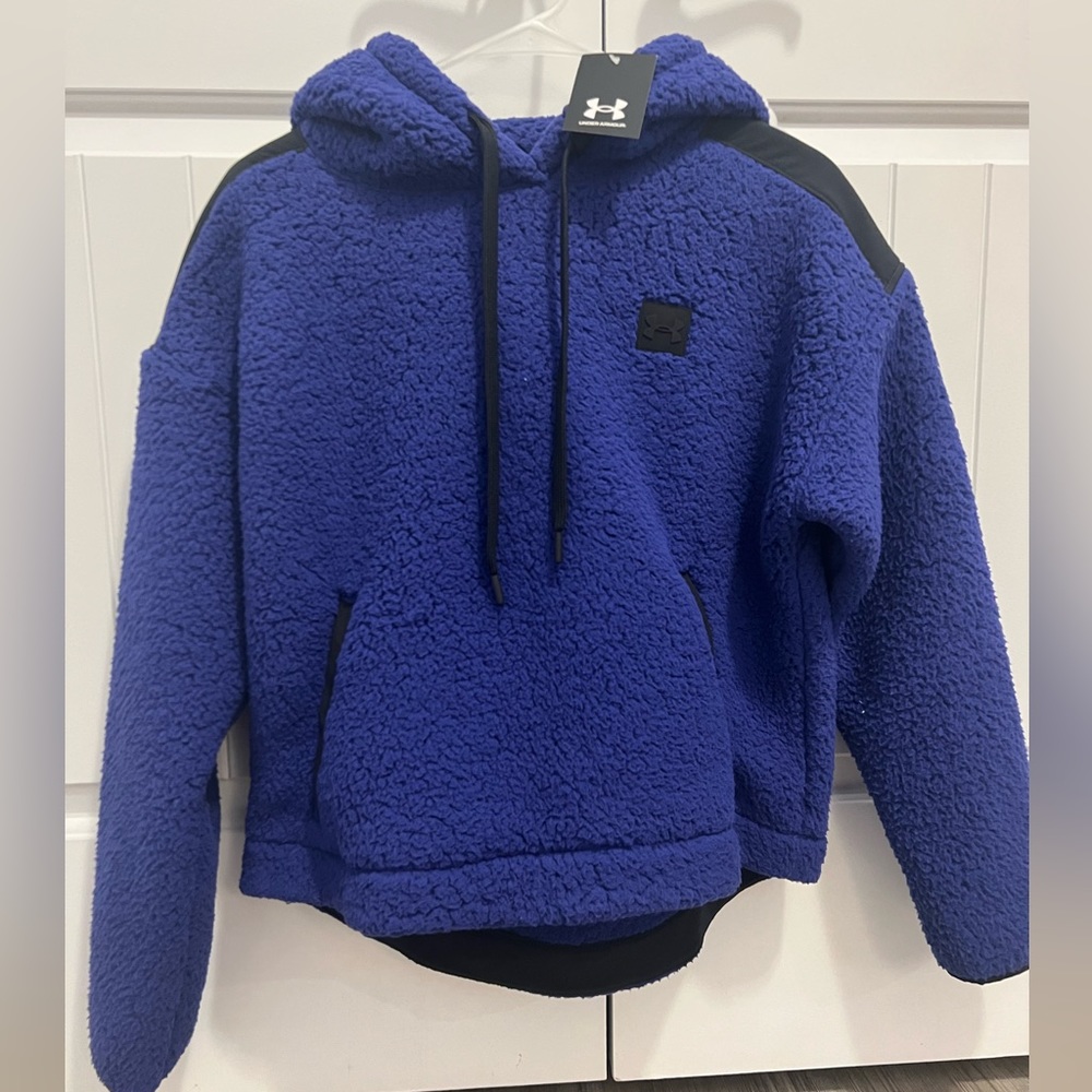 Under Armor Fluffy Sweatshirt